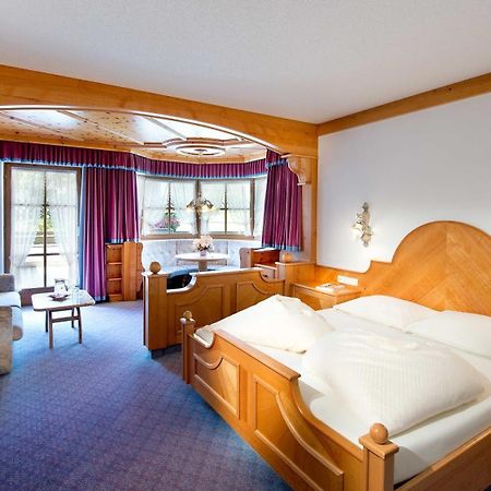 Hotel Bergland Lermoos Esterno foto