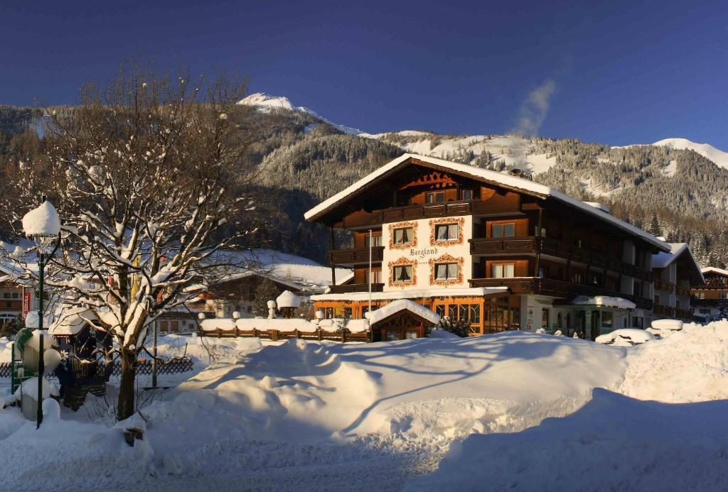 Hotel Bergland Lermoos Esterno foto